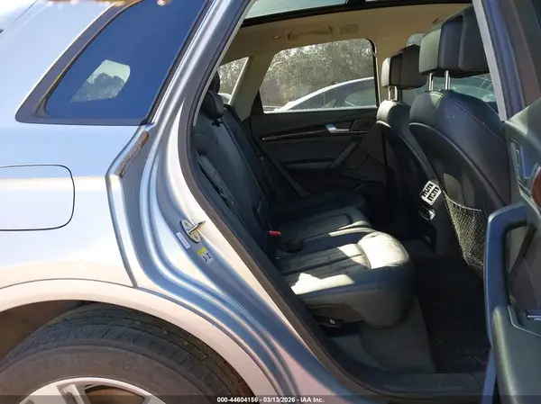 WA1ANAFY1J2004387 2018 AUDI Q5 - Image 8