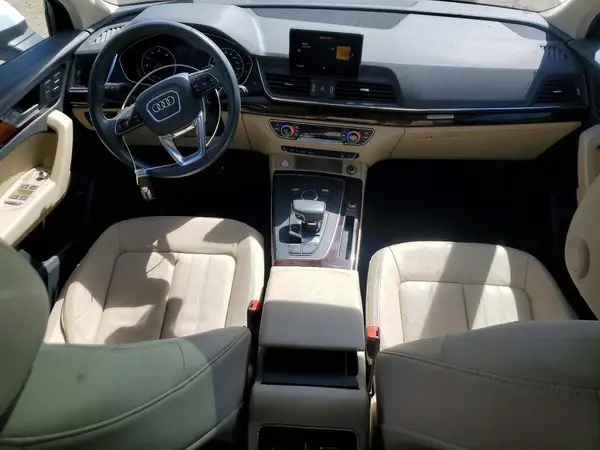 WA1ANAFY1J2004812 2018 AUDI Q5 - Image 8