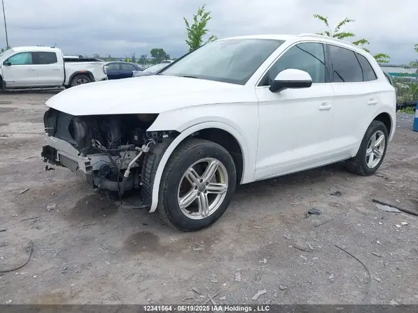 WA1ANAFY1J2027331 2018 AUDI Q5 - Image 2