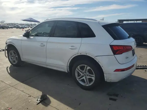 WA1ANAFY1J2044324 2018 AUDI Q5 - Image 2