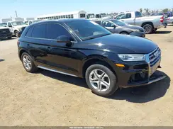 WA1ANAFY1J2049975 2018 AUDI Q5