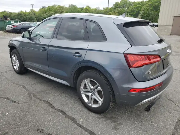 WA1ANAFY1J2052620 2018 AUDI Q5 - Image 2