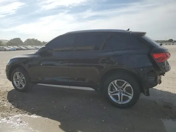 WA1ANAFY1J2082281 2018 AUDI Q5 - Image 2