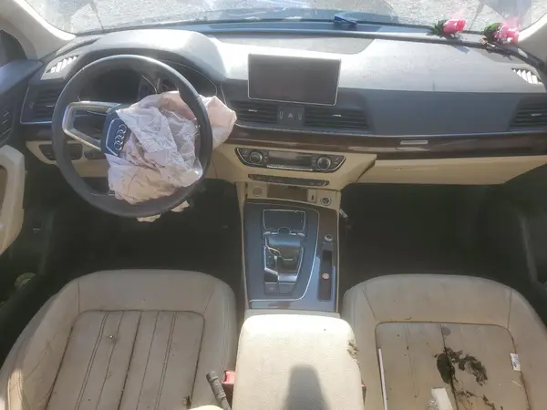 WA1ANAFY1J2108233 2018 AUDI Q5 - Image 8