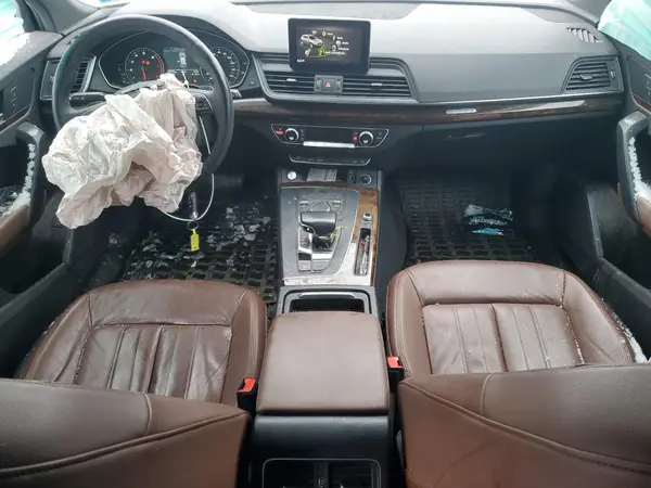 WA1ANAFY1J2139885 2018 AUDI Q5 - Image 8