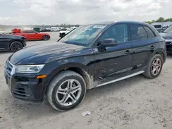 WA1ANAFY1J2140261 2018 AUDI Q5
