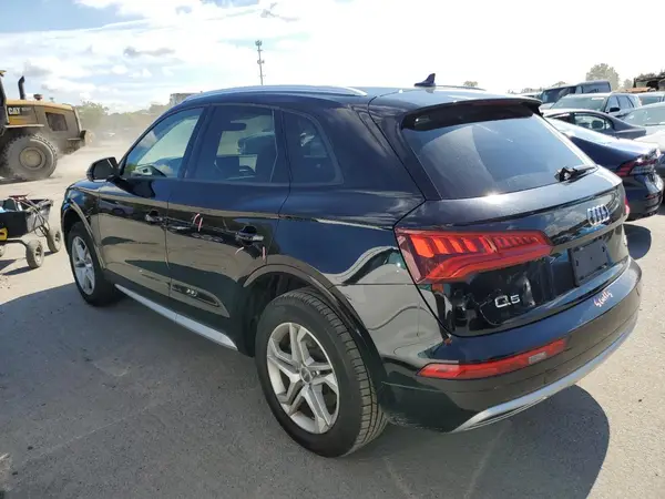 WA1ANAFY1J2157027 2018 AUDI Q5 - Image 2