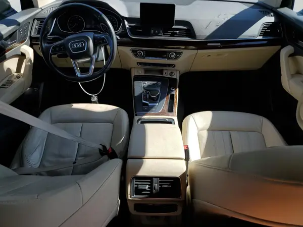 WA1ANAFY1J2157027 2018 AUDI Q5 - Image 8