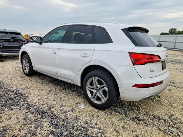 WA1ANAFY1J2178816 2018 AUDI Q5 - Image 2