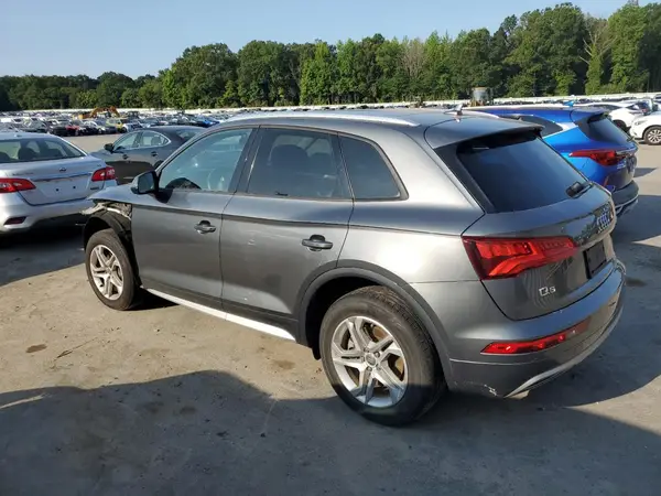 WA1ANAFY1J2178847 2018 AUDI Q5 - Image 2