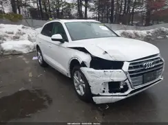 WA1ANAFY1J2213967 2018 AUDI Q5