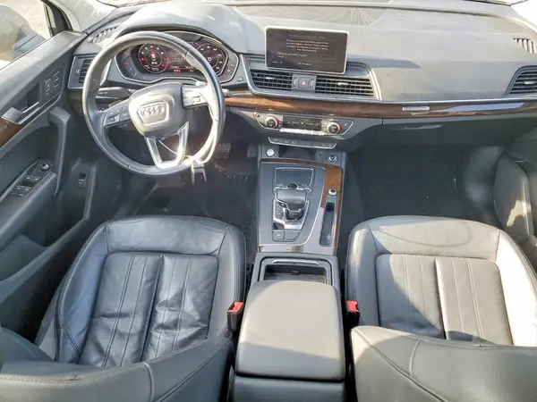 WA1ANAFY1J2216867 2018 AUDI Q5 - Image 8