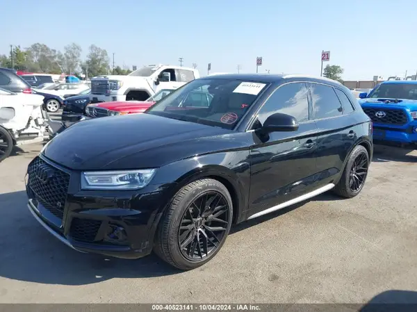 WA1ANAFY1J2232812 2018 AUDI Q5 - Image 2