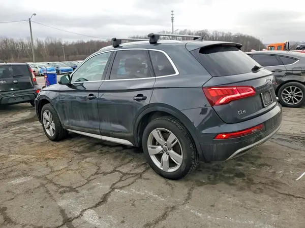 WA1ANAFY1K2044535 2019 AUDI Q5 - Image 2