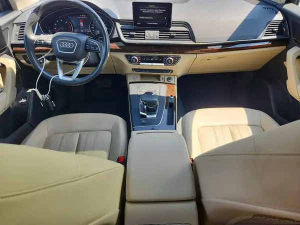 WA1ANAFY1K2054109 2019 AUDI Q5 - Image 8