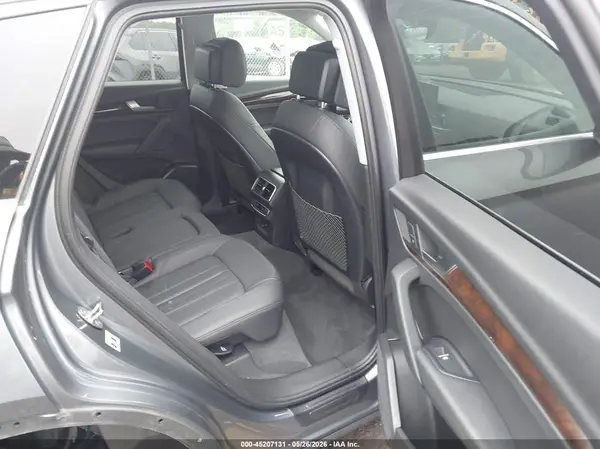 WA1ANAFY1K2073646 2019 AUDI Q5 - Image 8