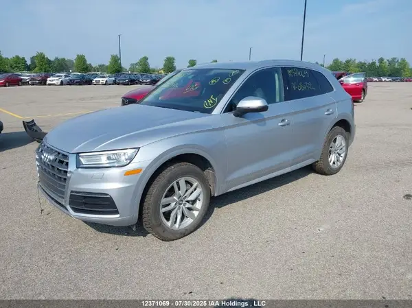 WA1ANAFY1K2084324 2019 AUDI Q5 - Image 2