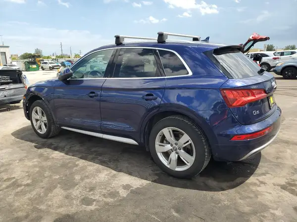 WA1ANAFY1K2086428 2019 AUDI Q5 - Image 2
