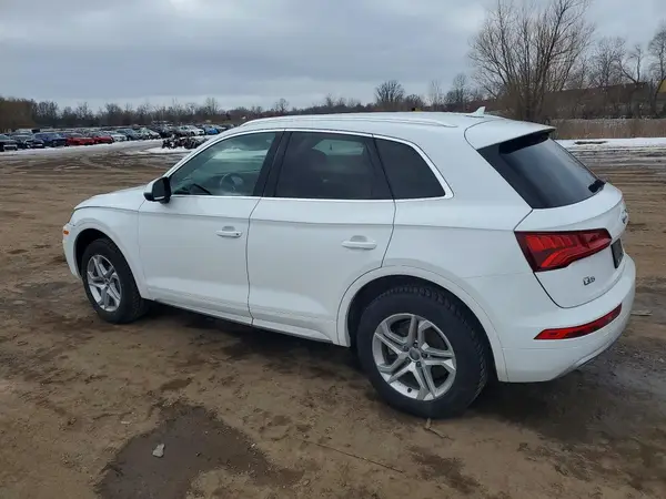 WA1ANAFY1K2107875 2019 AUDI Q5 - Image 2
