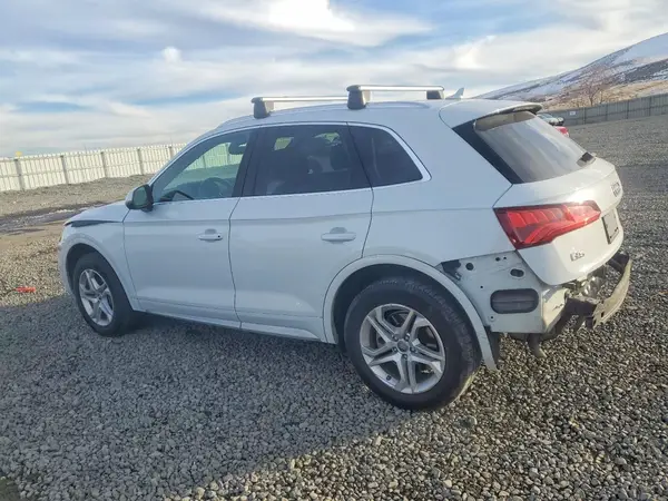 WA1ANAFY1K2114437 2019 AUDI Q5 - Image 2