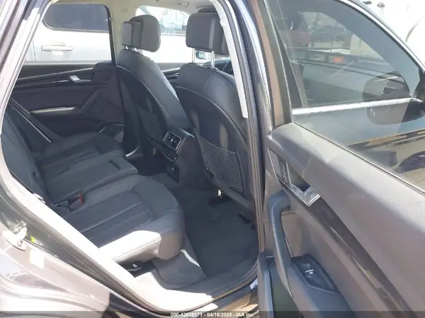 WA1ANAFY1K2118147 2019 AUDI Q5 - Image 8