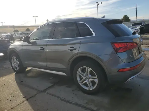 WA1ANAFY1K2124448 2019 AUDI Q5 - Image 2