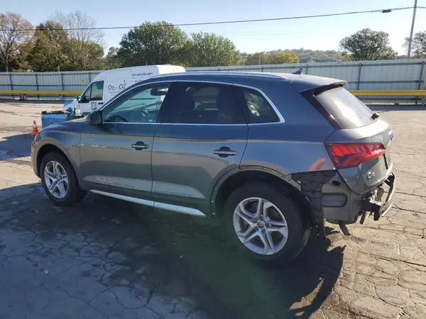 WA1ANAFY1K2139239 2019 AUDI Q5 - Image 2