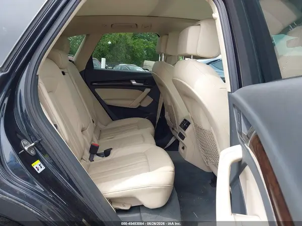 WA1ANAFY1K2143758 2019 AUDI Q5 - Image 8