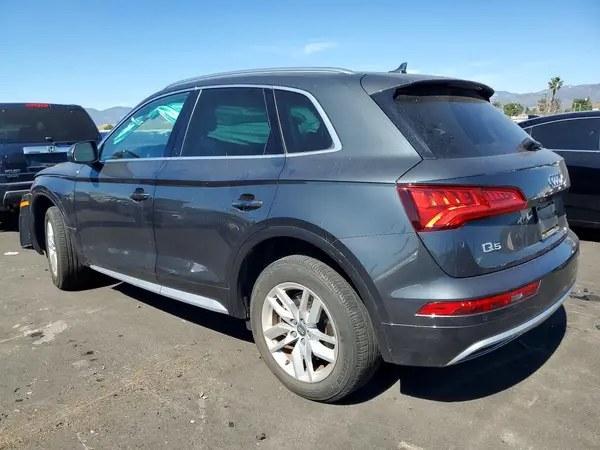 WA1ANAFY1L2040079 2020 AUDI Q5 - Image 2