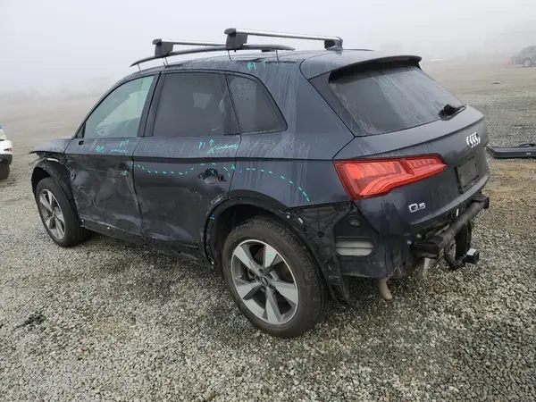 WA1ANAFY1L2098550 2020 AUDI Q5 - Image 2