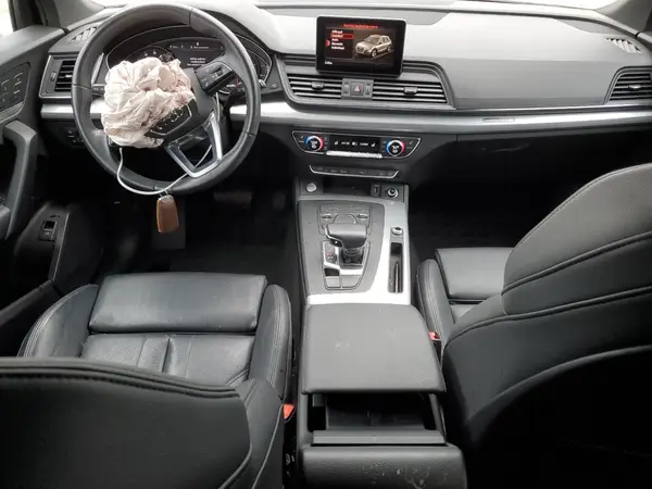 WA1ANAFY1L2105979 2020 AUDI Q5 - Image 8
