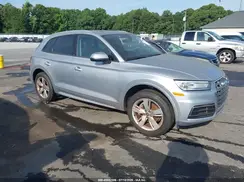 WA1ANAFY2J2000459 2018 AUDI Q5
