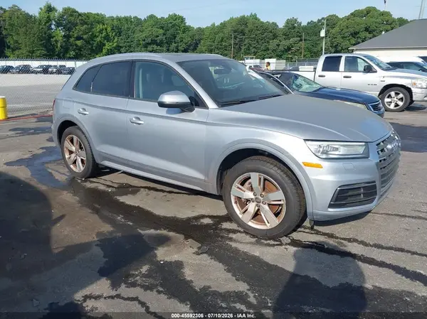 WA1ANAFY2J2000459 2018 AUDI Q5 - Image 1
