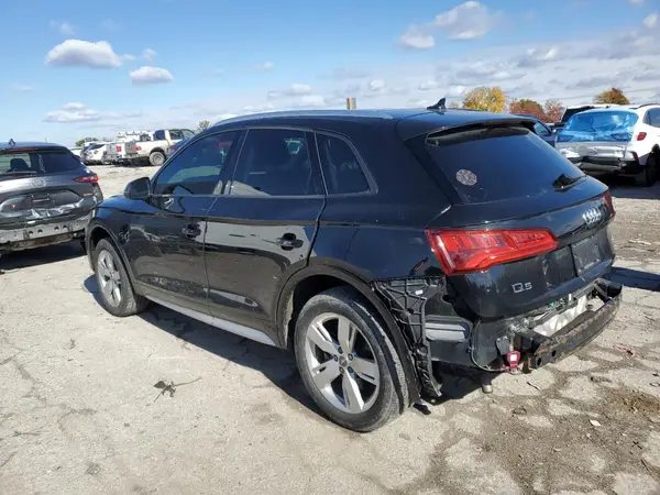 WA1ANAFY2J2000607 2018 AUDI Q5 - Image 2