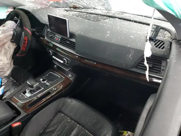 WA1ANAFY2J2012921 2018 AUDI Q5 - Image 8