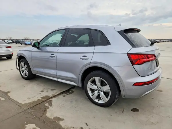WA1ANAFY2J2014927 2018 AUDI Q5 - Image 2