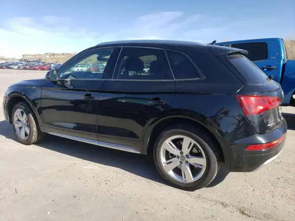 WA1ANAFY2J2018573 2018 AUDI Q5 - Image 2