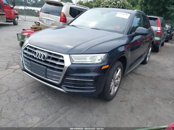 WA1ANAFY2J2020811 2018 AUDI Q5 - Image 2