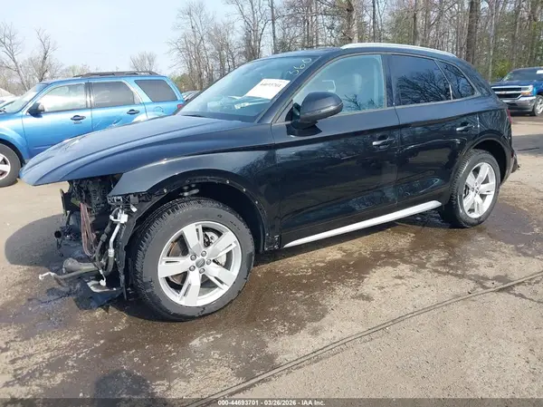 WA1ANAFY2J2026558 2018 AUDI Q5 - Image 2