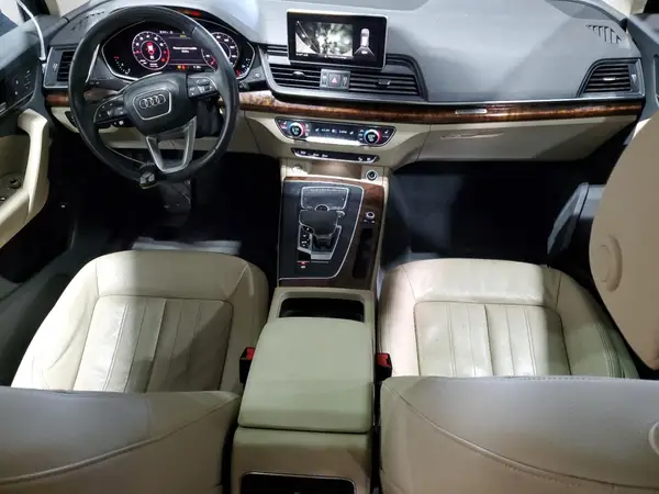 WA1ANAFY2J2045594 2018 AUDI Q5 - Image 8