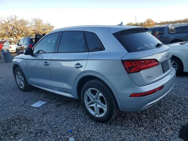 WA1ANAFY2J2112310 2018 AUDI Q5 - Image 2