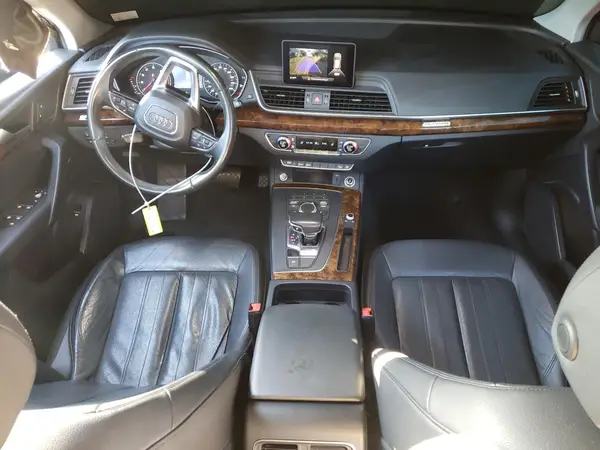WA1ANAFY2J2115188 2018 AUDI Q5 - Image 8