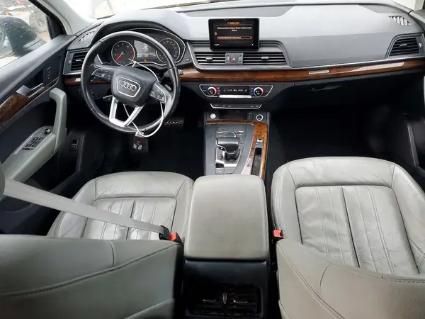 WA1ANAFY2J2119595 2018 AUDI Q5 - Image 8