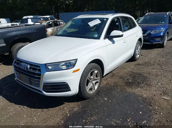 WA1ANAFY2J2129494 2018 AUDI Q5 - Image 2