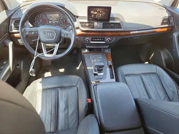 WA1ANAFY2J2134484 2018 AUDI Q5 - Image 8