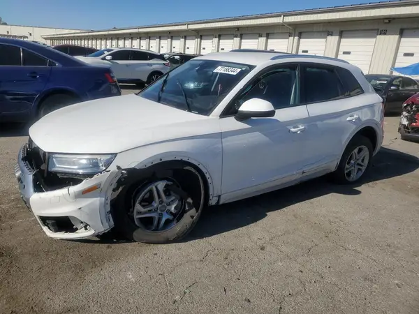WA1ANAFY2J2137014 2018 AUDI Q5 - Image 1