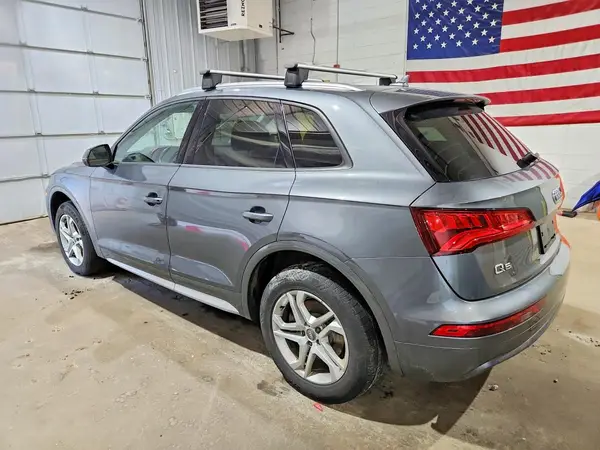 WA1ANAFY2J2169042 2018 AUDI Q5 - Image 2