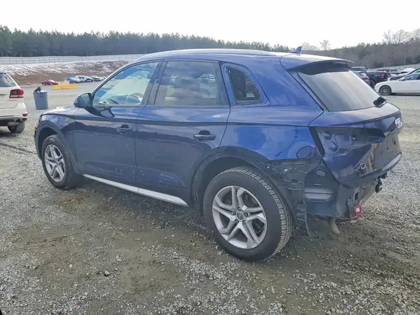 WA1ANAFY2J2180378 2018 AUDI Q5 - Image 2
