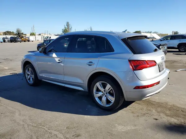 WA1ANAFY2J2192367 2018 AUDI Q5 - Image 2
