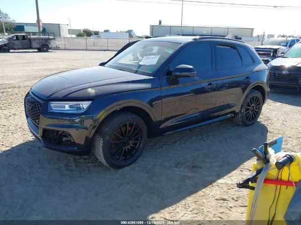 WA1ANAFY2J2201567 2018 AUDI Q5 - Image 2